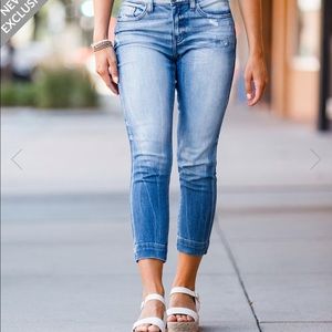 KanCan Signature Mid-Rise Ankle Skinny Jean